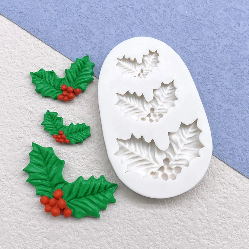 Festive Berry Bliss Baking Mold